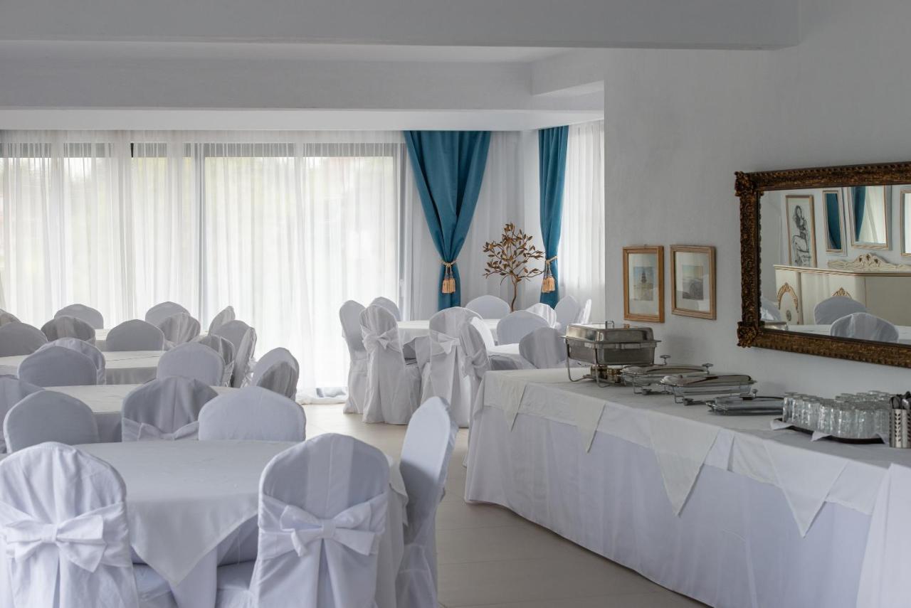 Light Blue Hotel Nea Kallikrateia Kültér fotó