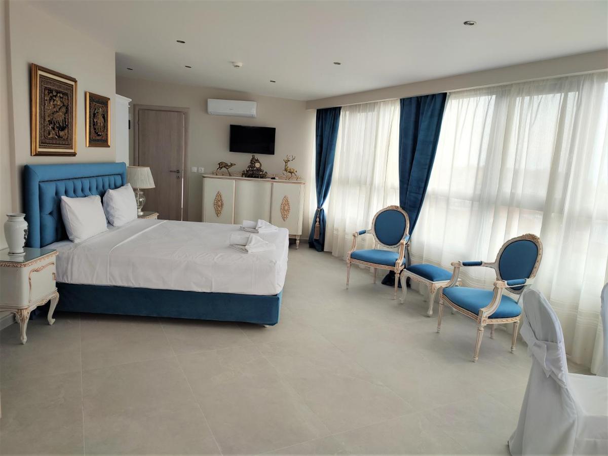 Light Blue Hotel Nea Kallikrateia Kültér fotó