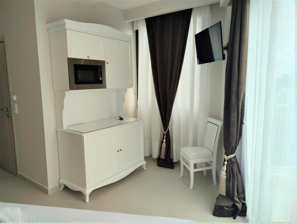 Light Blue Hotel Nea Kallikrateia Kültér fotó